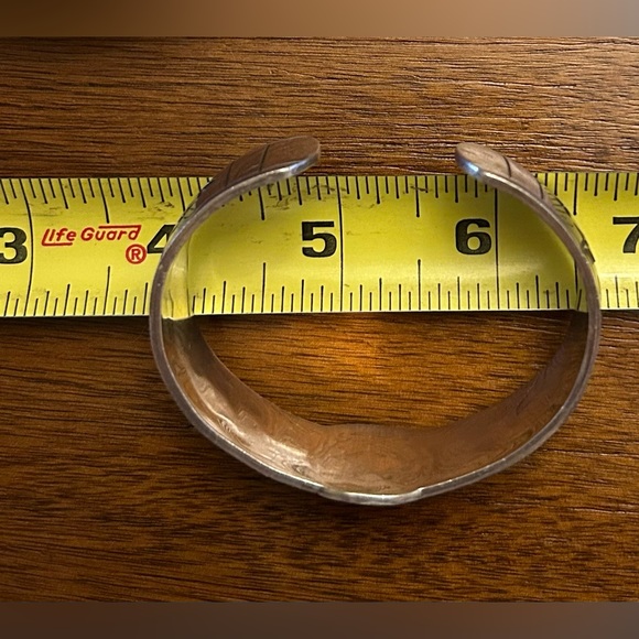 Man In The Maze with Bear Claws Sterling Silver Cuff Bracelet.  Vintage. - Picture 11 of 16